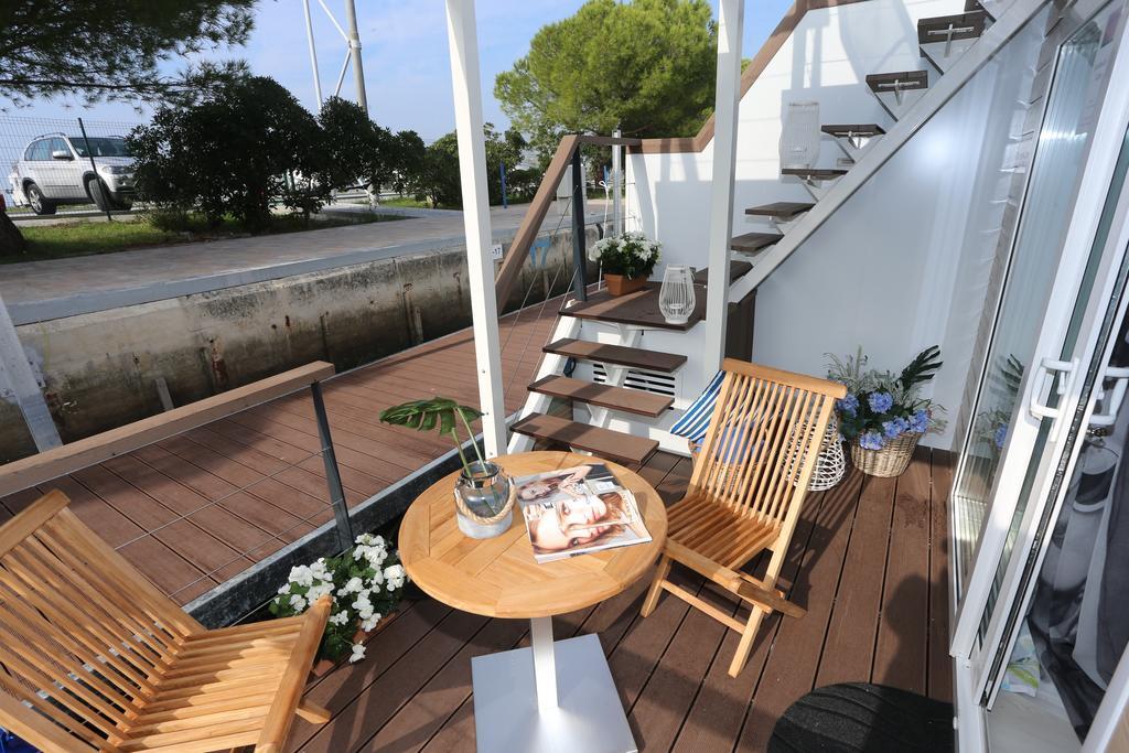 Floating Sea House Kahne Portoroz Villa Bagian luar foto