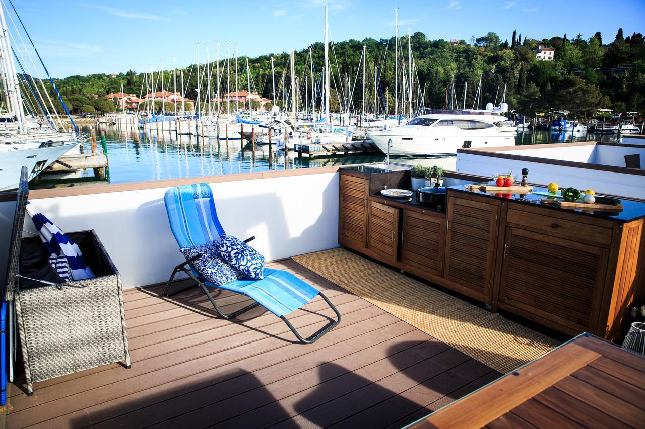 Floating Sea House Kahne Portoroz Villa Bagian luar foto